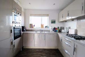 Kitchen- click for photo gallery